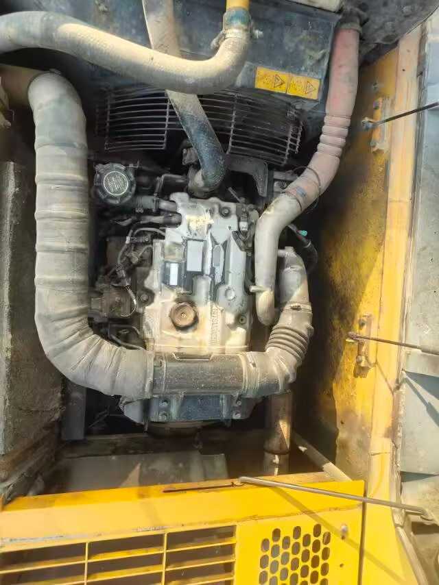 Used Kato HD820V Excavator 2016 Model / 2