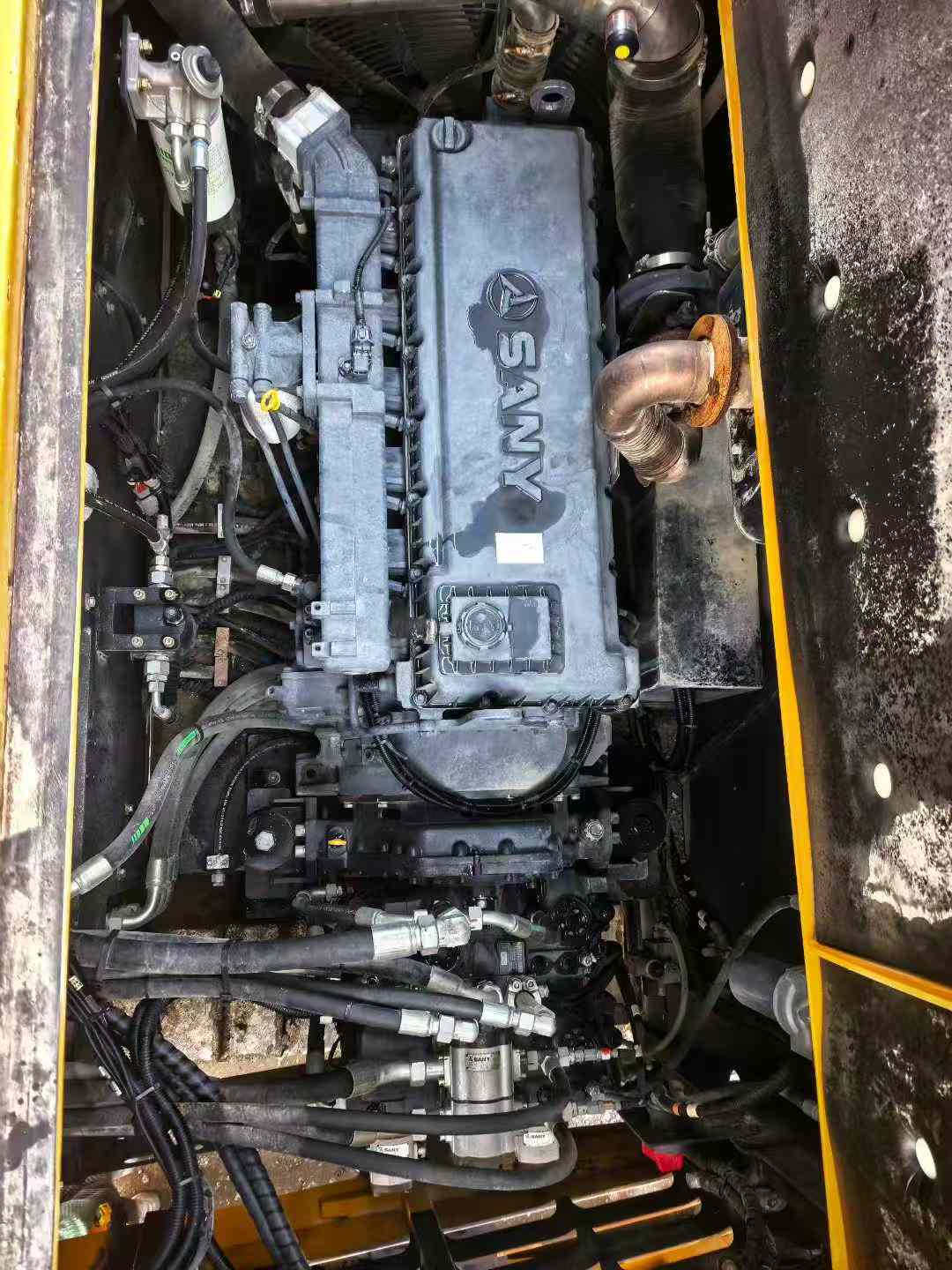 Used Sany SY125C Excavator 2021 Model / 8