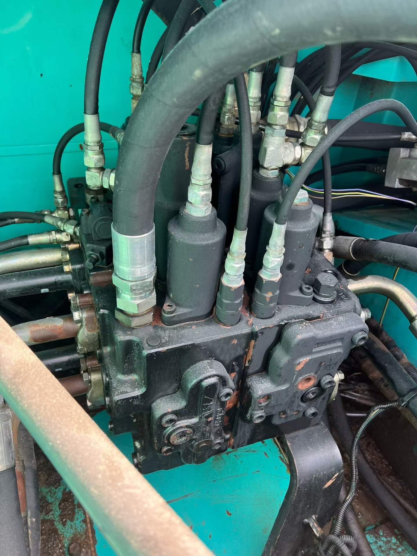 Used Kobelco SK350-8 Excavator 2016 Model / 4