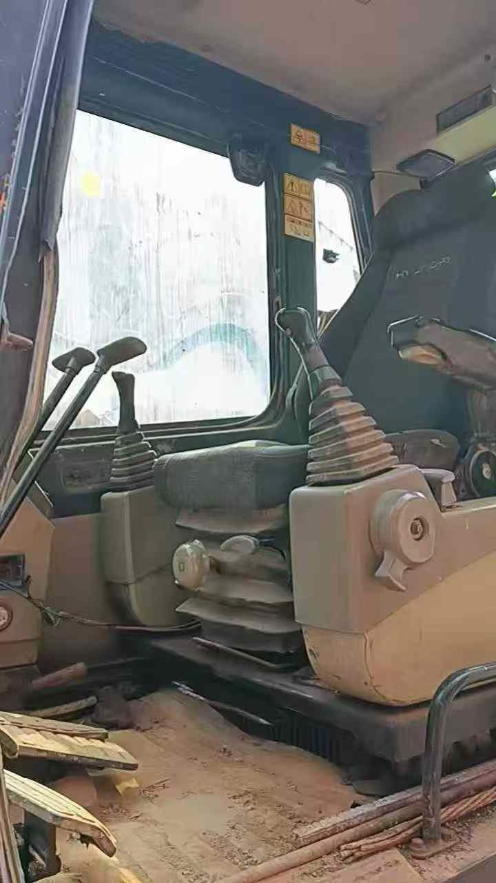 Used Hyundai R110-7 Excavator 2016 Model / 6