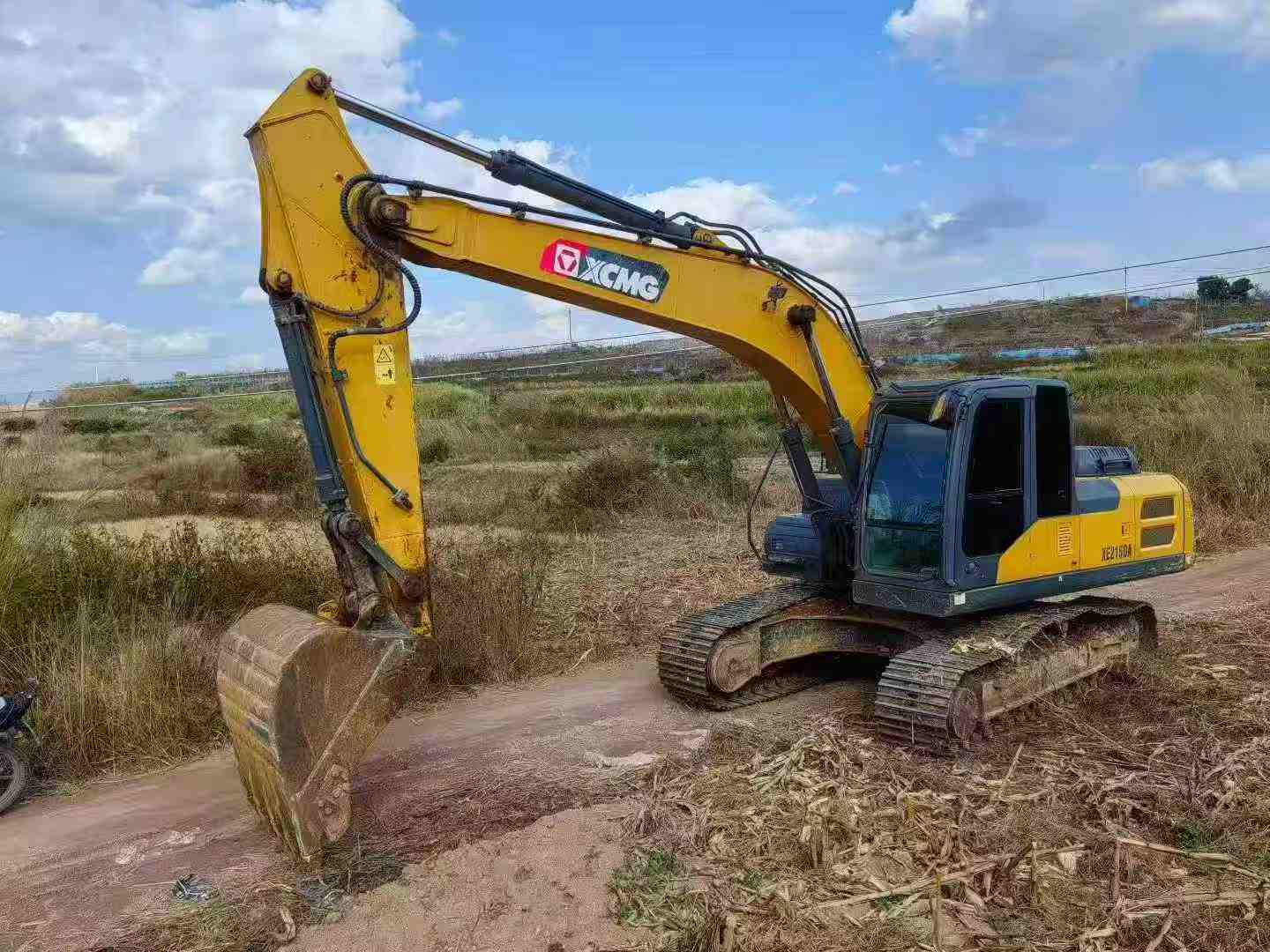 Used XCMG XE215 Excavator 2021 Model / 3