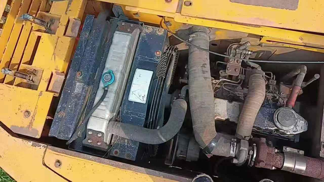 Used Hyundai R110-7 Excavator 2016 Model / 5