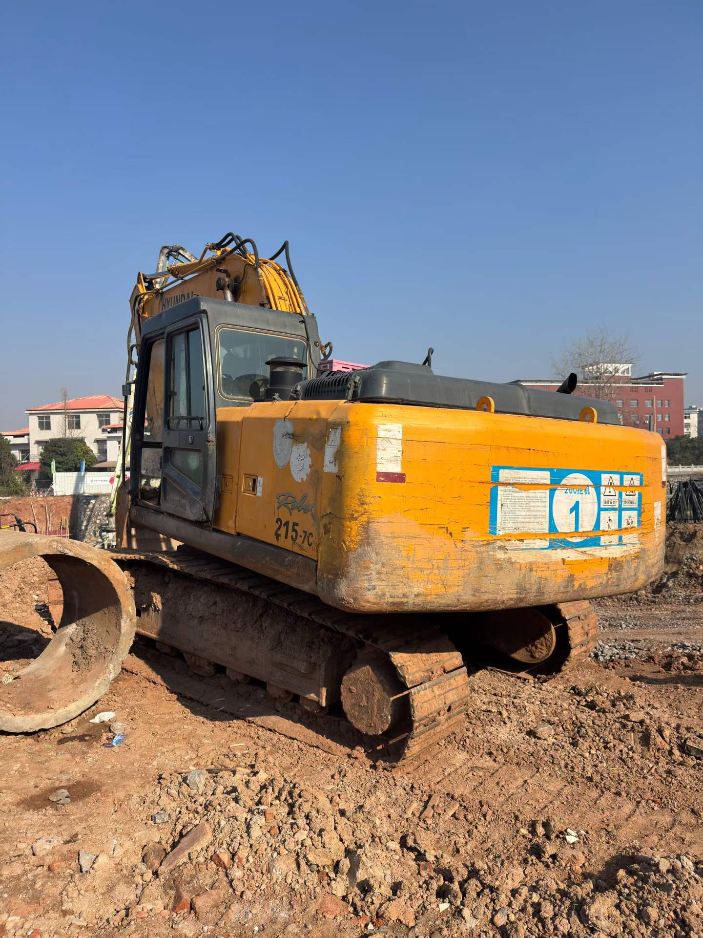 Used Hyundai R215-7 Excavator 2010 Model / 8