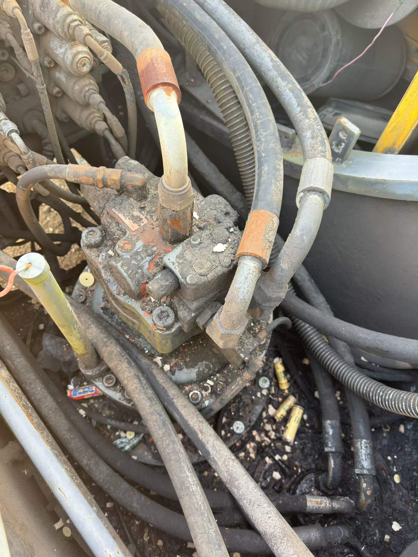 Used Volvo EC290 Excavator 2012 Model / 4