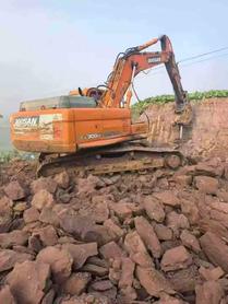 Buy Doosan DX60 Used Excavator / 3 Used Doosan DX60 Excavator 2016 Model / 3