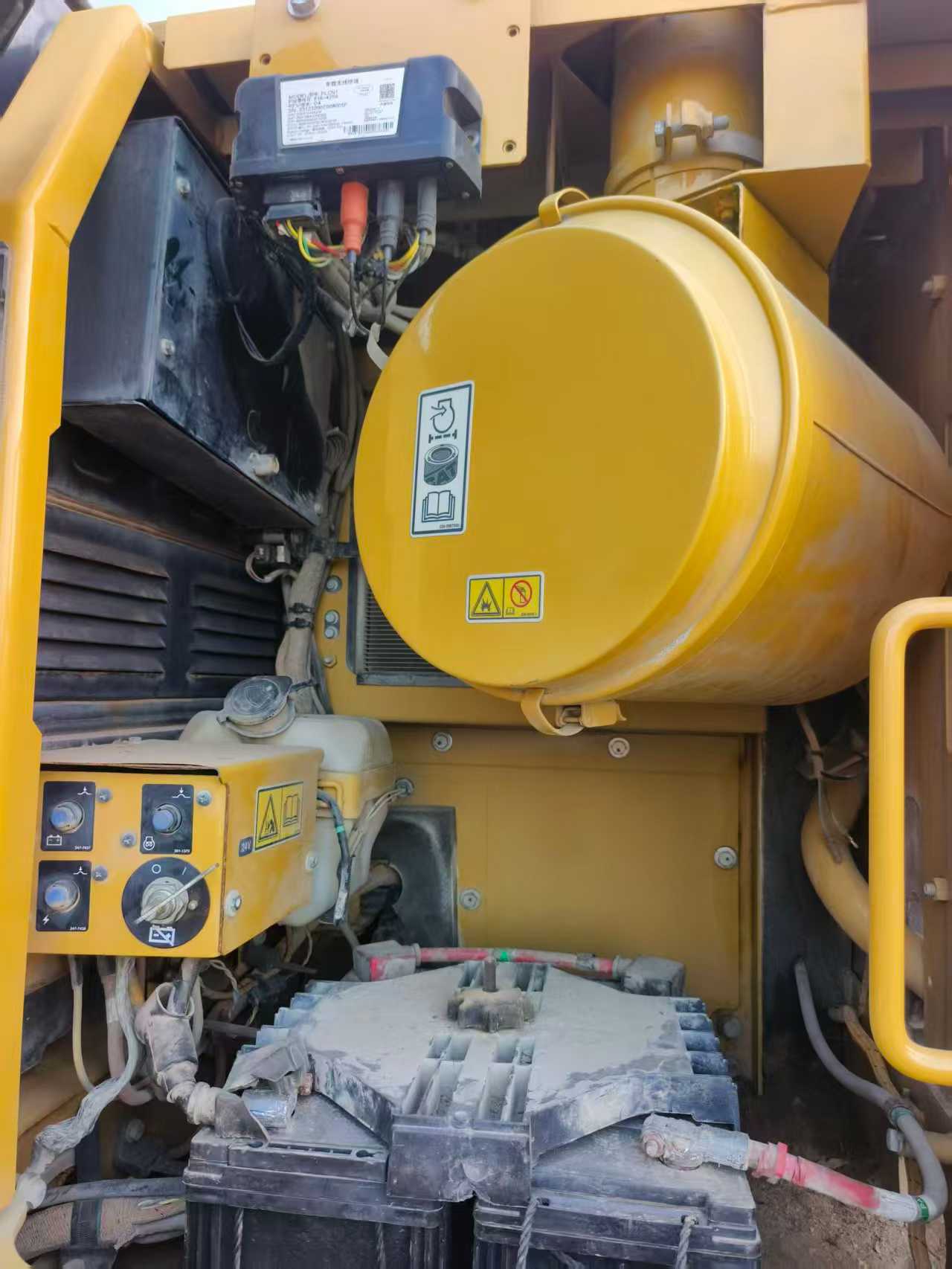 Used Caterpillar 330L Excavator 2018 Model / 9