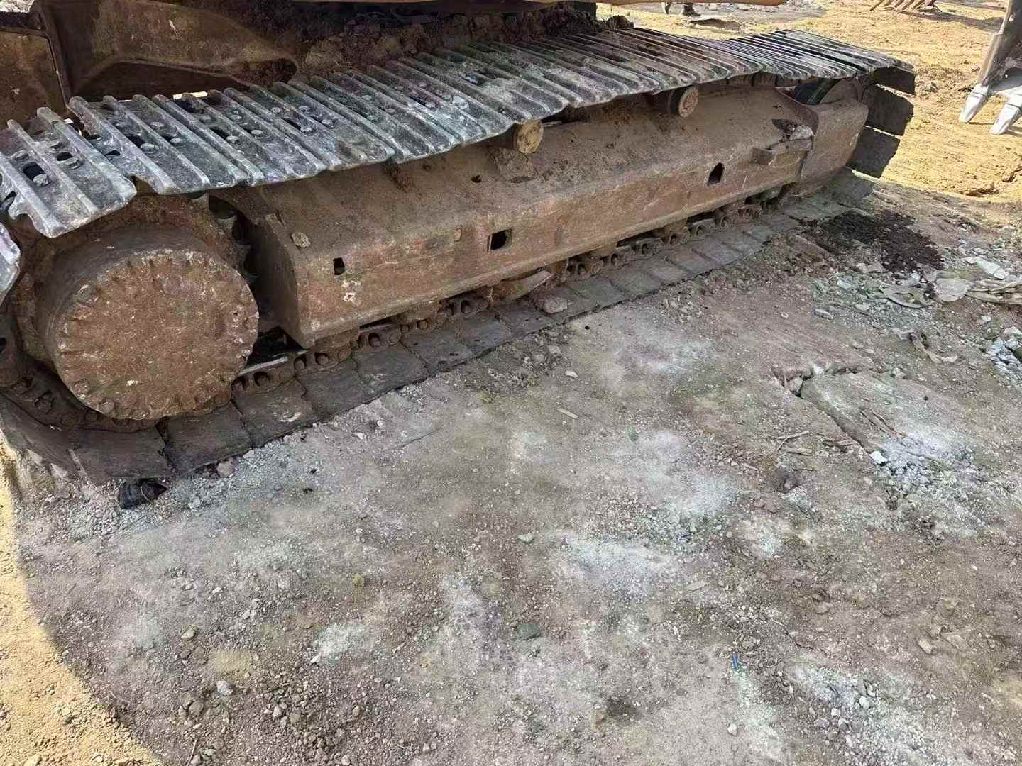 Used Caterpillar 320D Excavator 2014 Model / 8