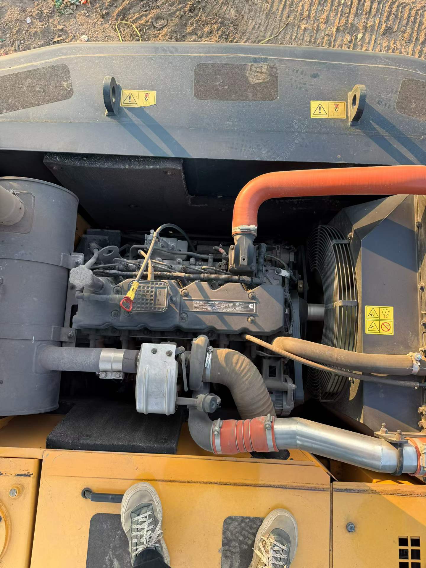 Used Hyundai R215VS Excavator 2021 Model / 3