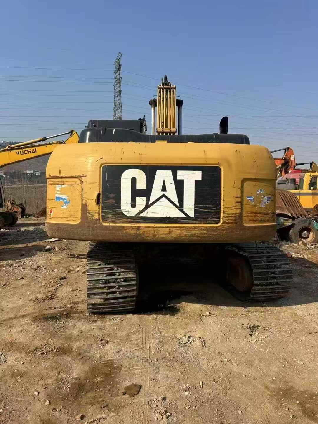 Used Caterpillar 320D Excavator 2014 Model / 2