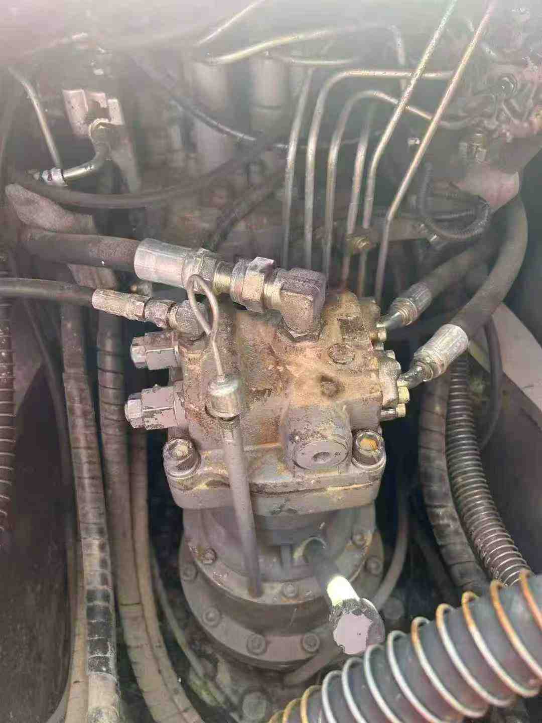 Used Hitachi ZX120 Excavator 2010 Model / 7