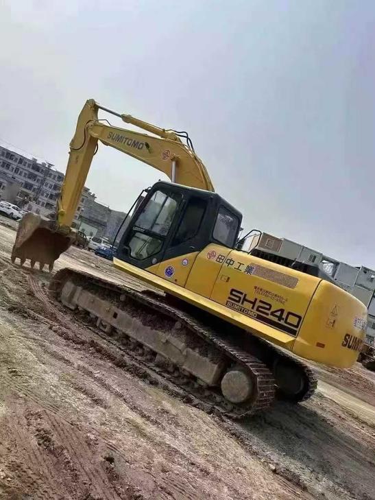 Buy Sumitomo SH240-3 Used Excavator / 1