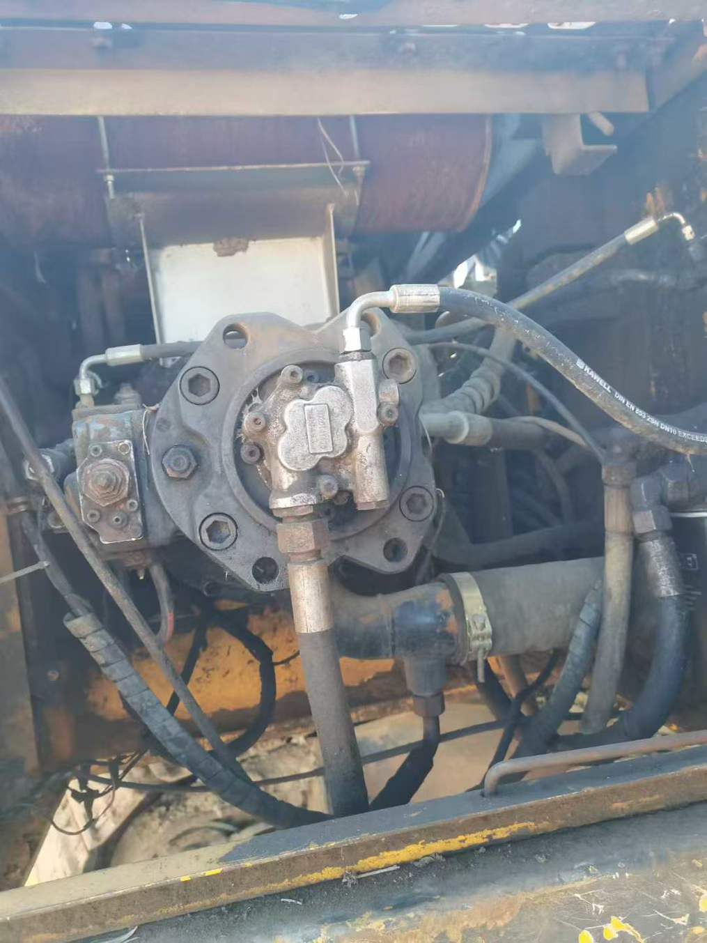 Used Sany SY235C-8S Excavator 2016 Model / 2