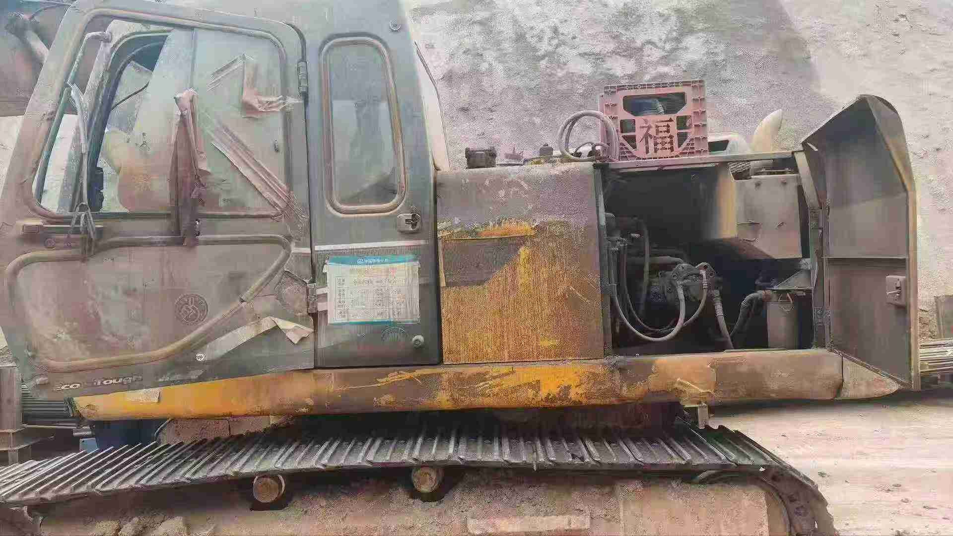 Used Kato HD820V Excavator 2016 Model / 3