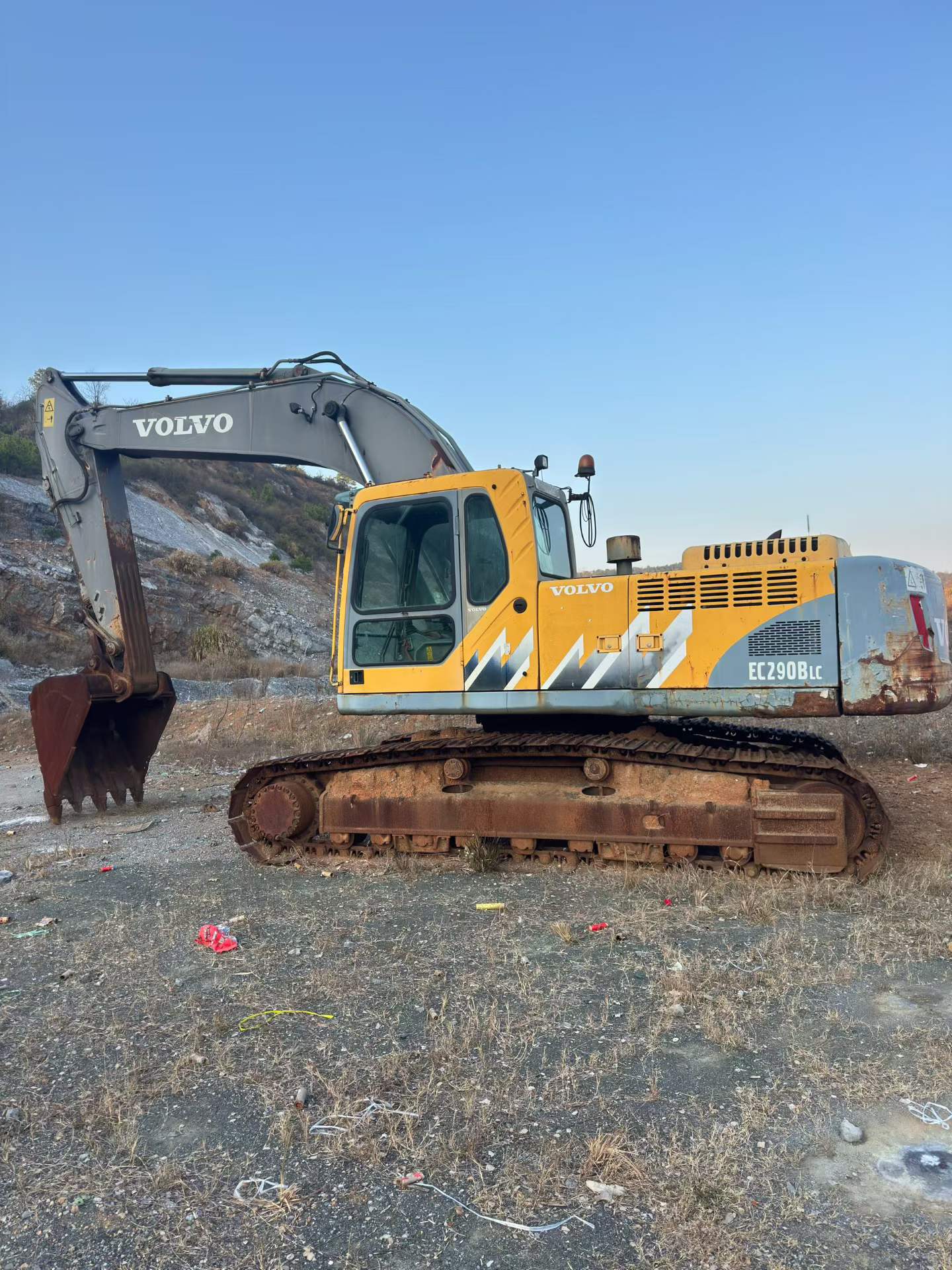 Used Volvo EC290 Excavator 2012 Model / 2