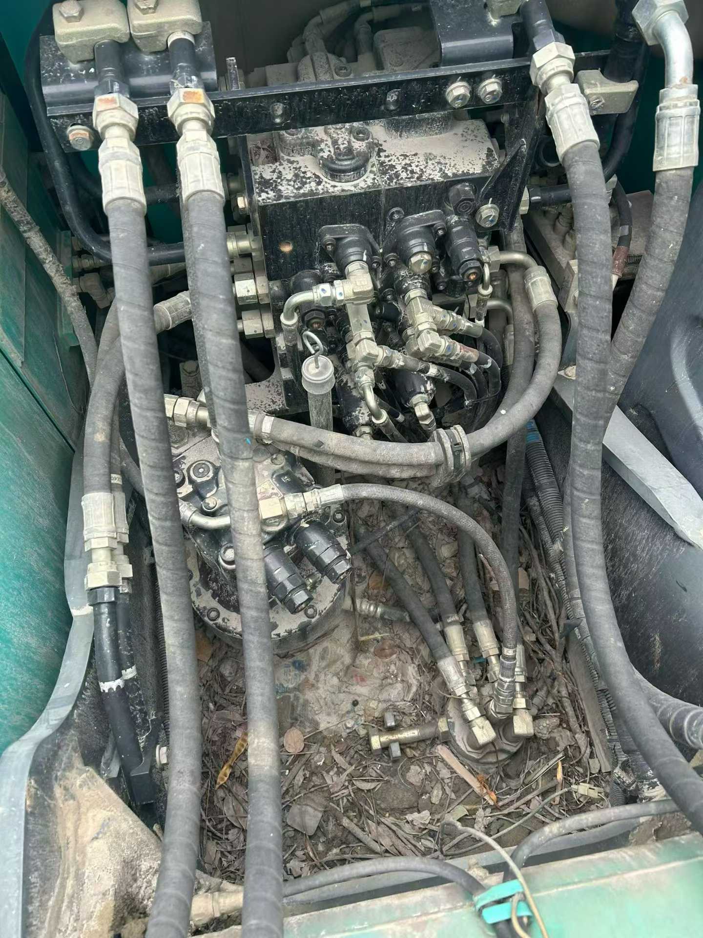 Used Kobelco SK130-8 Excavator 2014 Model / 5