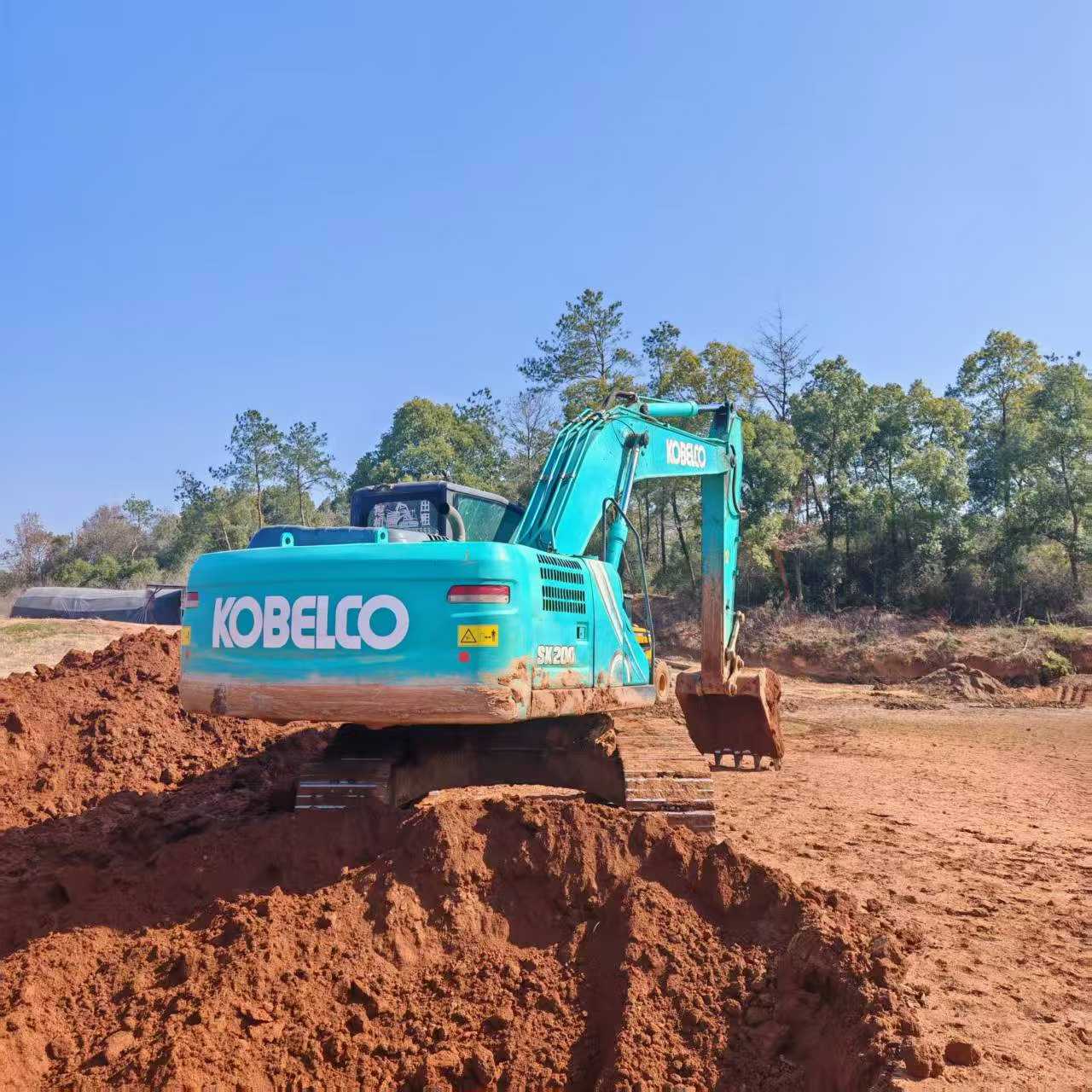 Used Kobelco SK200 Excavator 2018 Model / 2