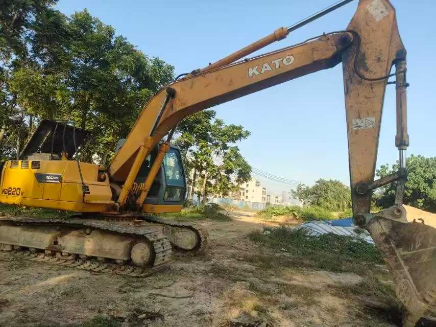 Used Kato HD820V Excavator 2016 Model
