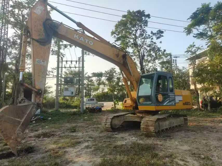 Used Kato HD820V Excavator 2016 Model / 3