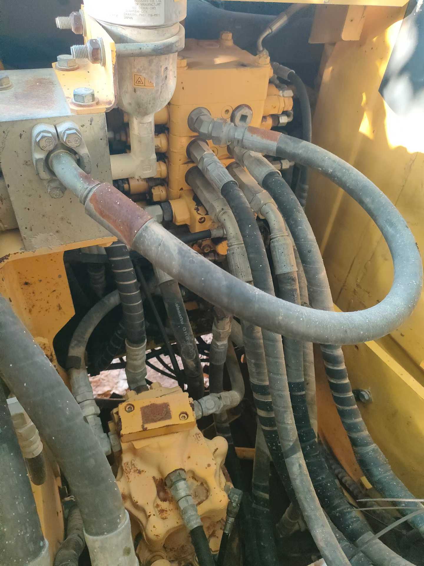 Used Komatsu PC130-8 Excavator 2019 Model / 3