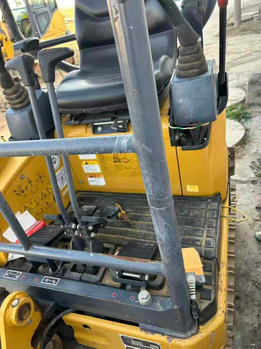 Used XCMG XE15 Excavator 2022 Model / 5