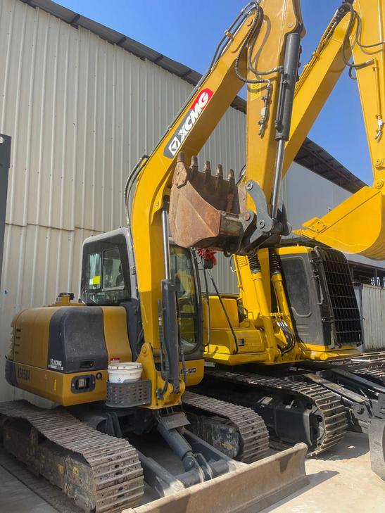 Buy XCMG XE60 Used Excavator / 1