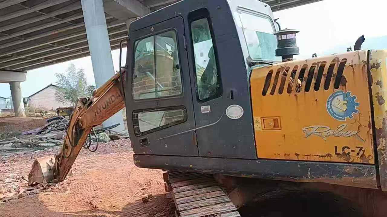 Used Hyundai R110-7 Excavator 2016 Model / 2