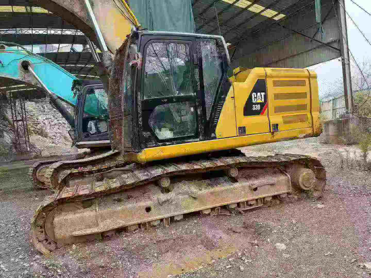 Used Caterpillar 330L Excavator 2019 Model / 6