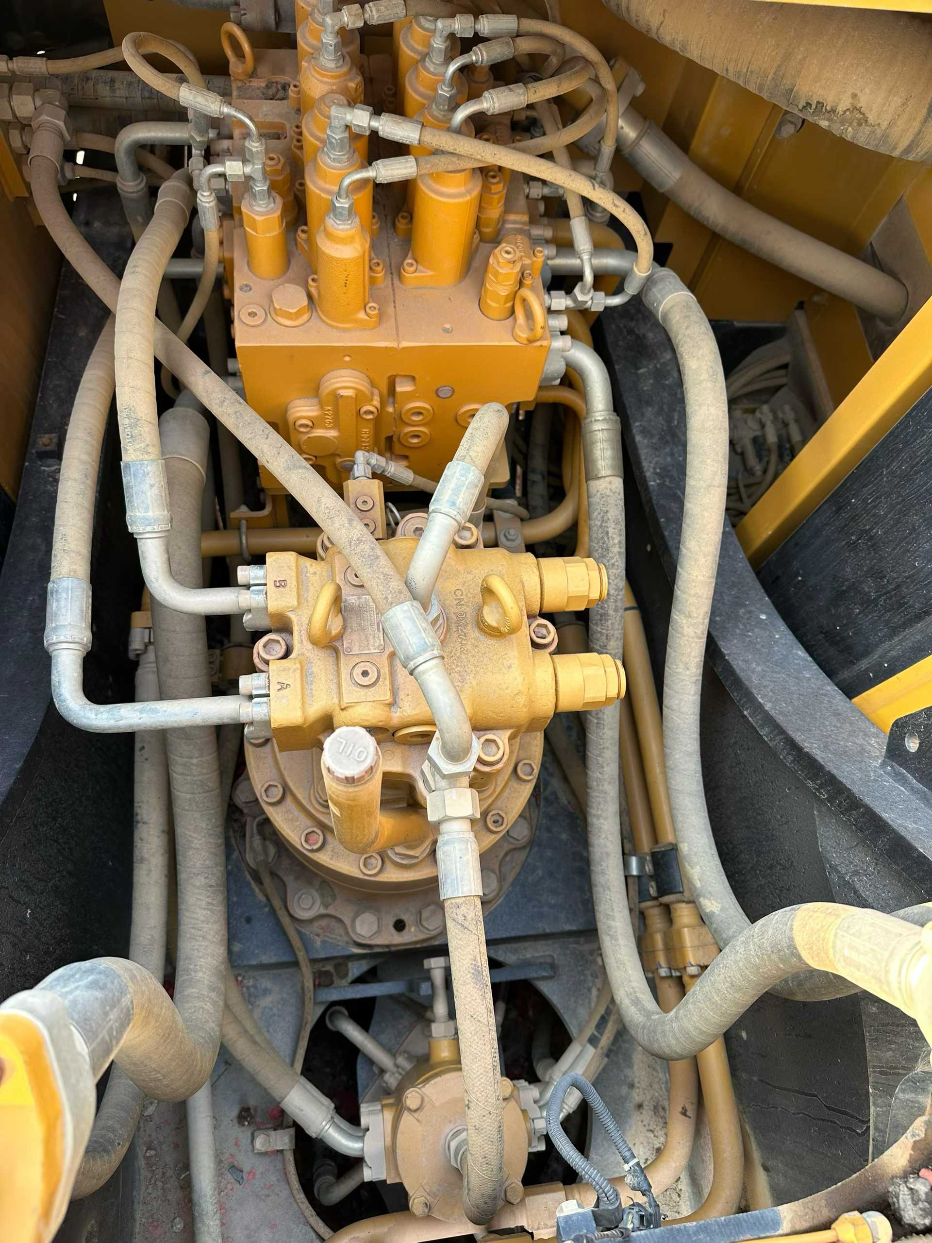 Used Sany SY215W Excavator 2021 Model / 8