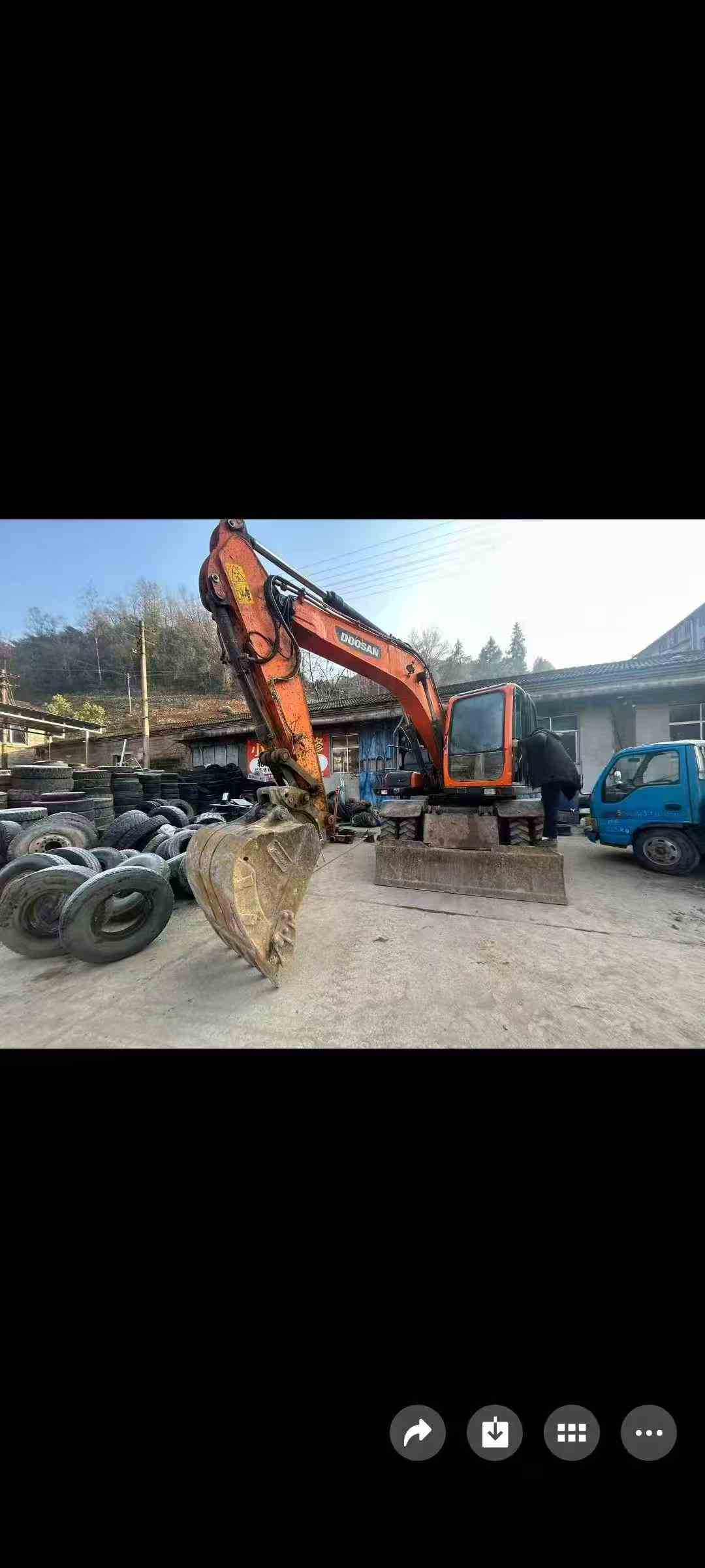 Used Doosan DX15 Excavator 2016 Model / 3