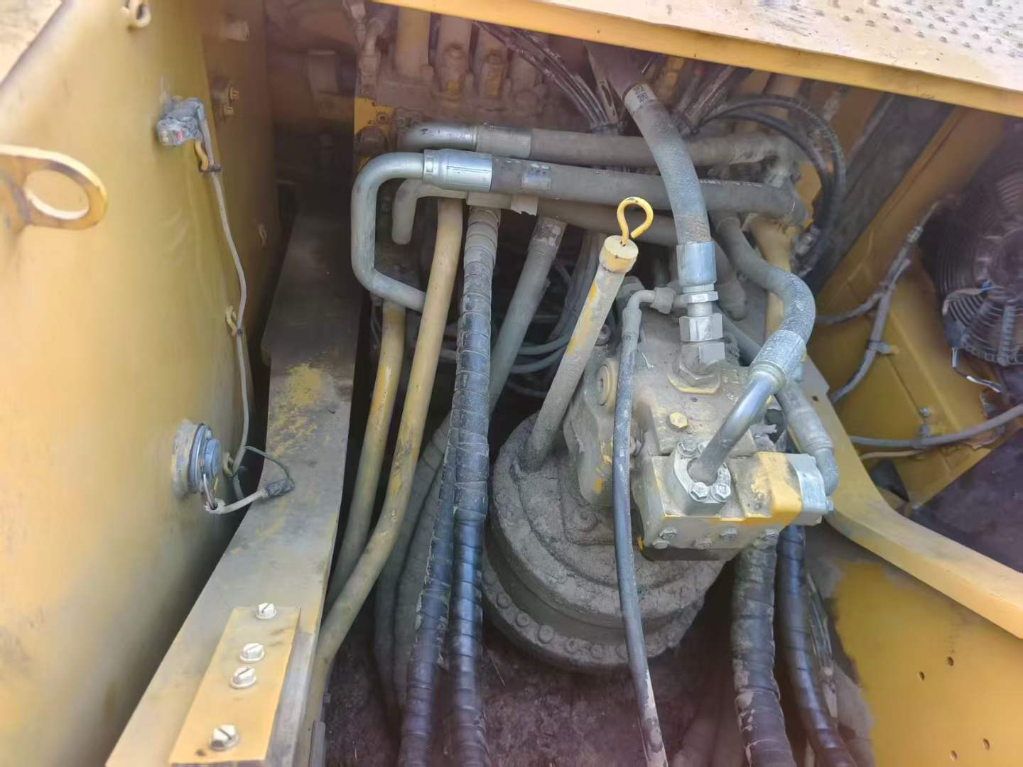 Used Caterpillar 330L Excavator 2018 Model / 7