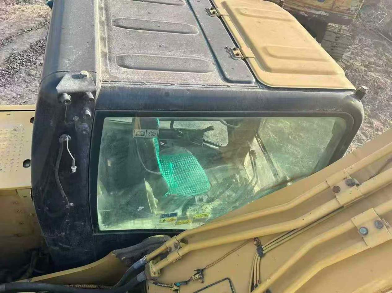 Used Caterpillar CT20 Excavator 2013 Model / 7