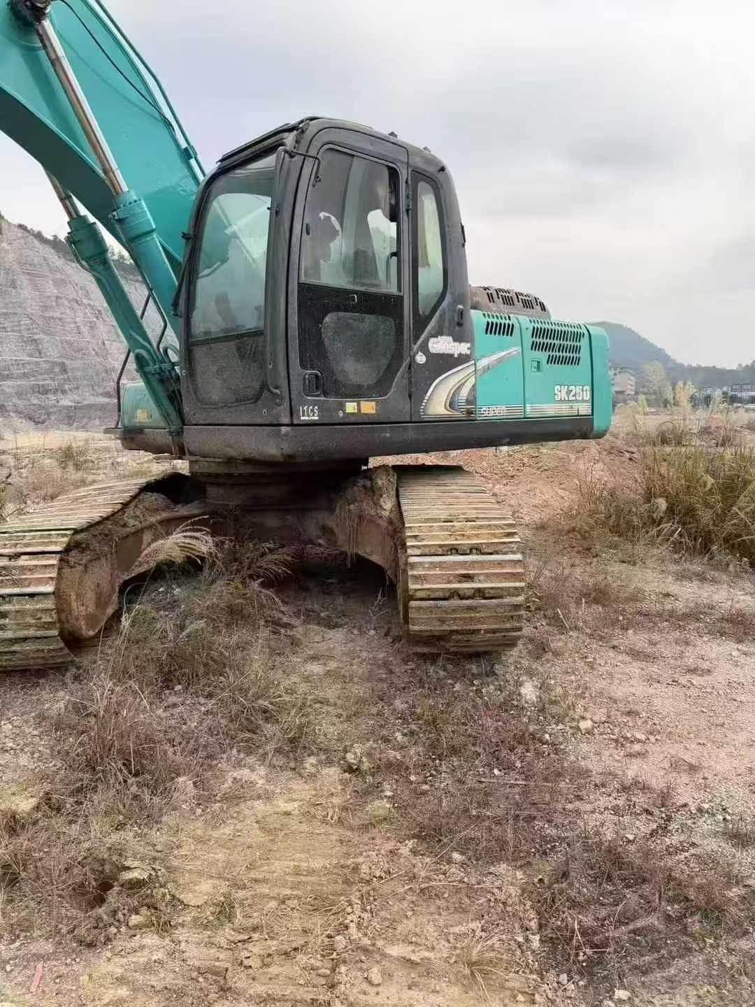 Used Kobelco SK250 Excavator 2016 Model / 5