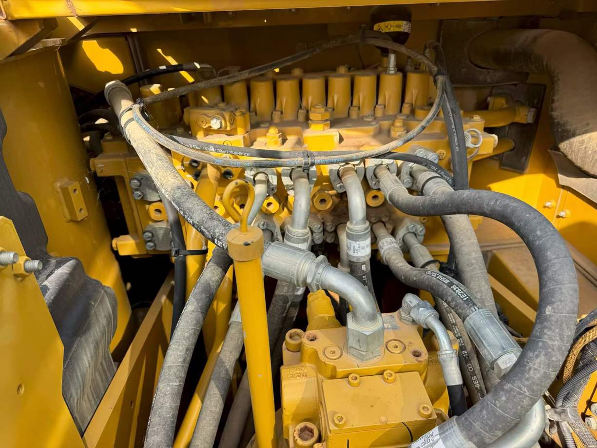 Used Caterpillar CT20 Excavator 2020 Model / 9