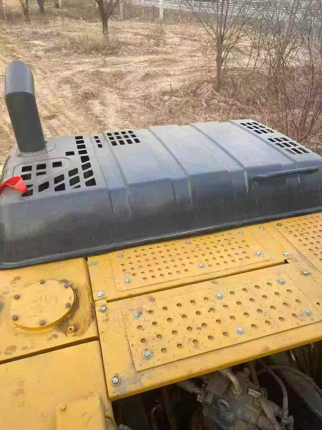 Used XCMG XE215DA Excavator 2020 Model / 4