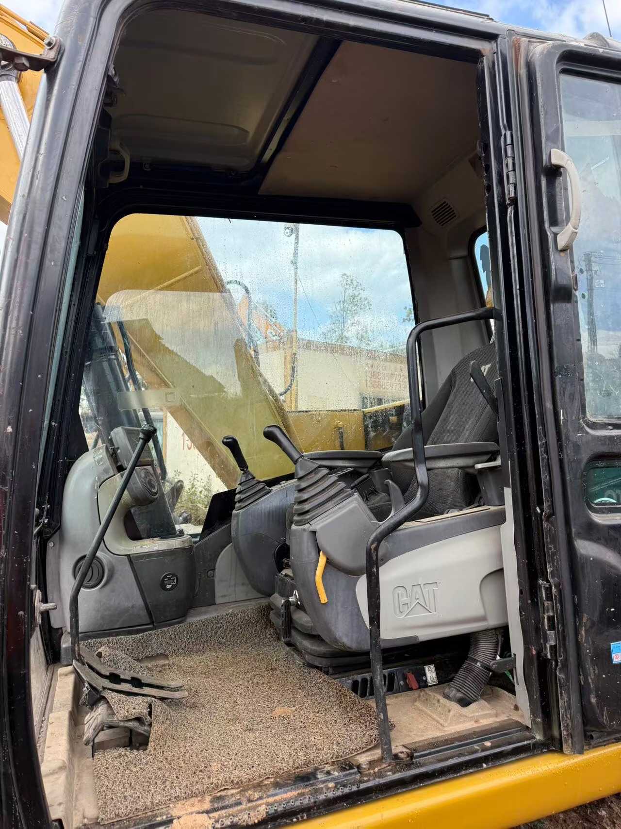 Used Caterpillar CT60 Excavator 2018 Model / 8