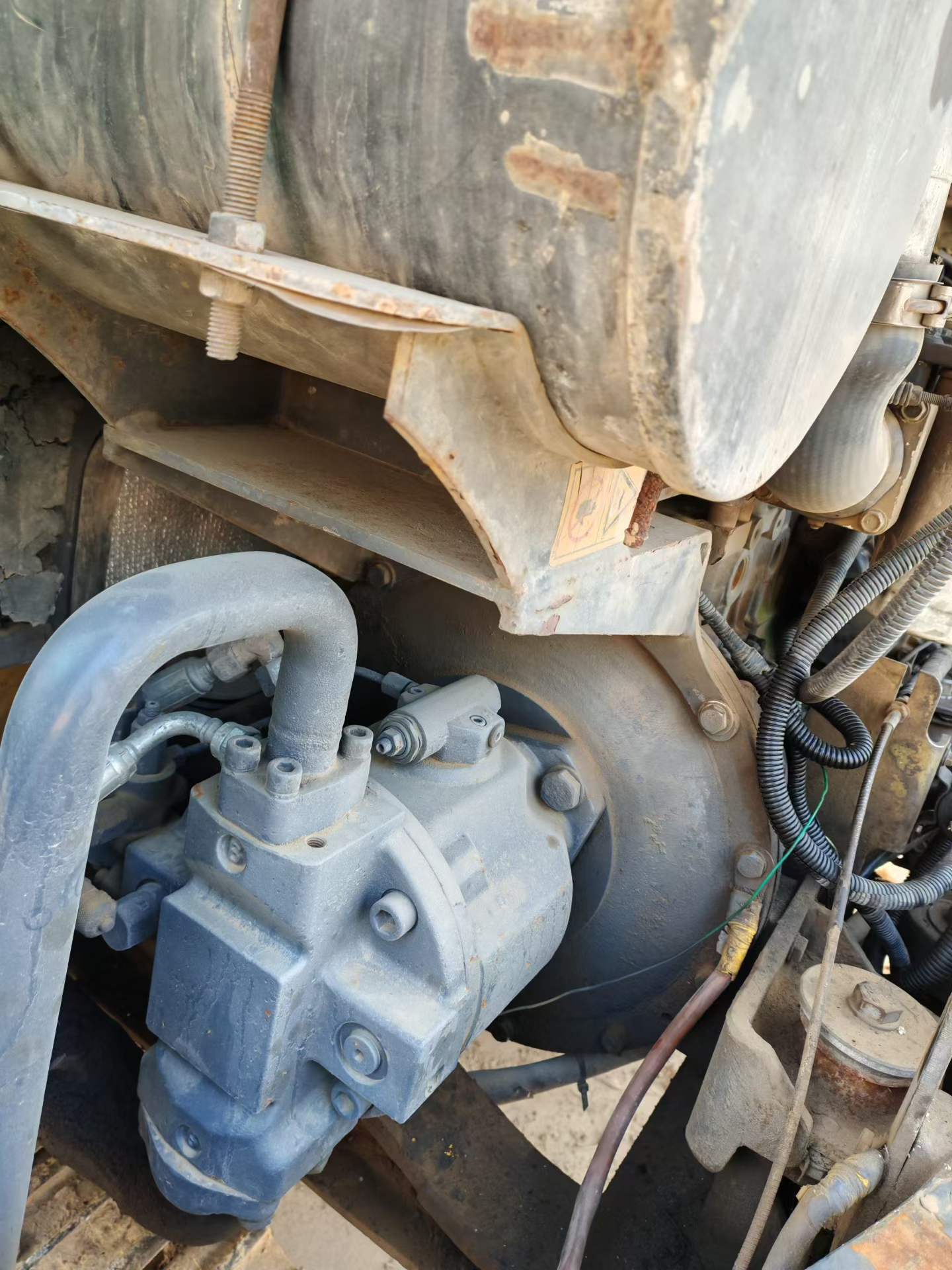 Used XCMG XE60 Excavator 2017 Model / 6