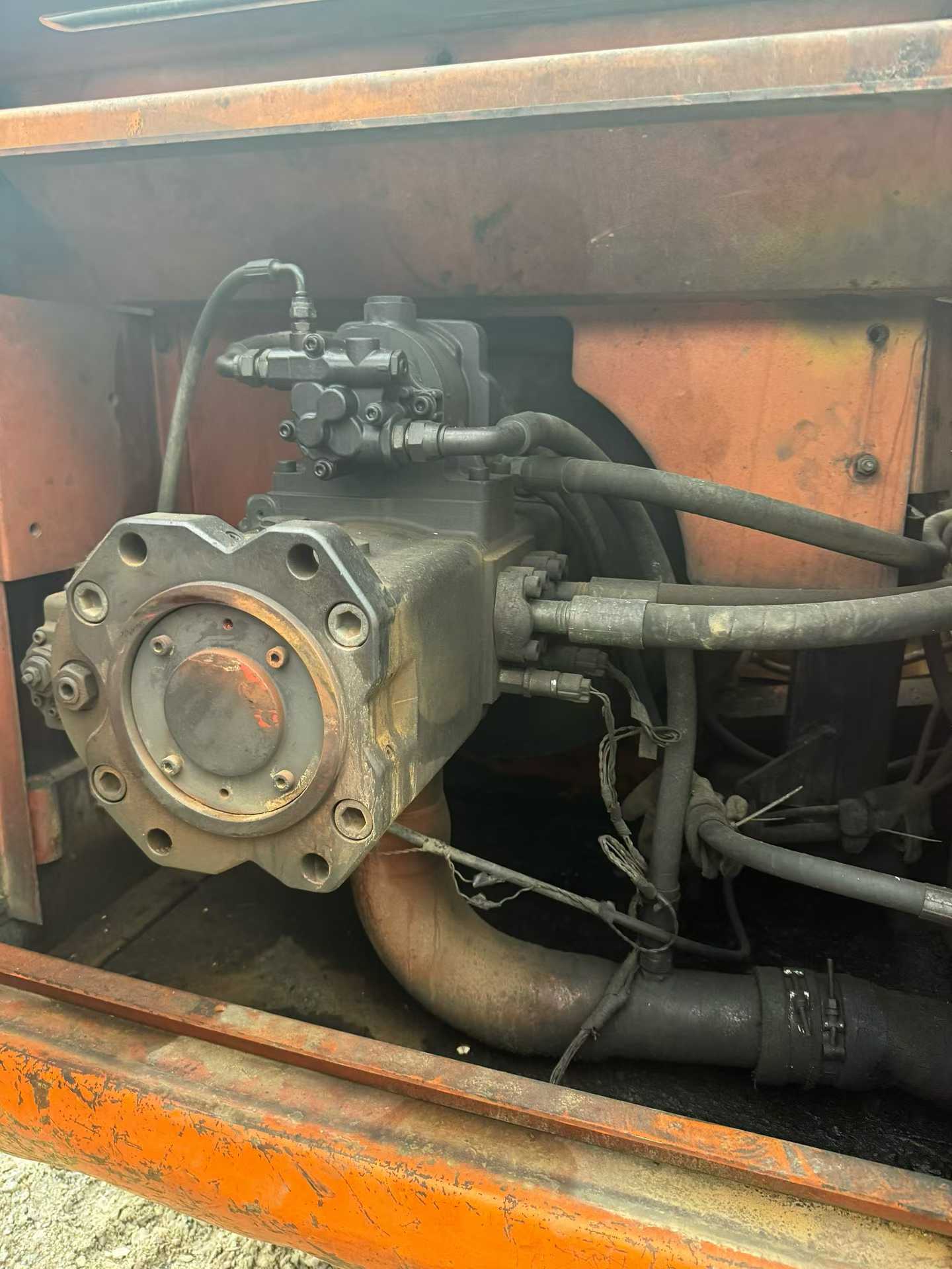 Used Doosan DH70 Excavator 2016 Model / 6