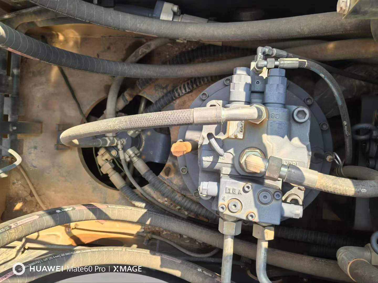 Used XCMG XE80 Excavator 2022 Model / 4