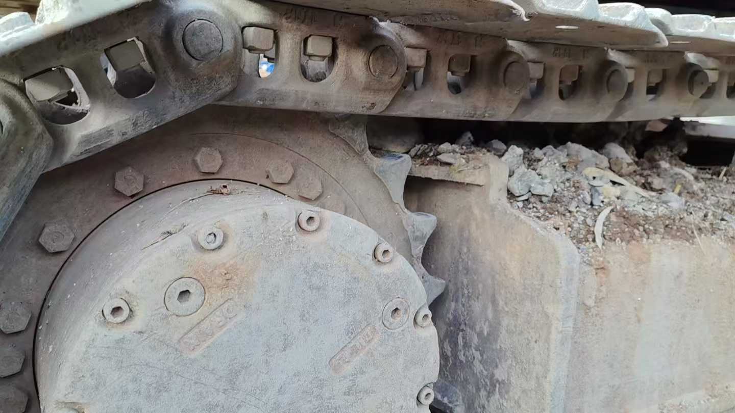 Used Kobelco SK130 Excavator 2012 Model / 8