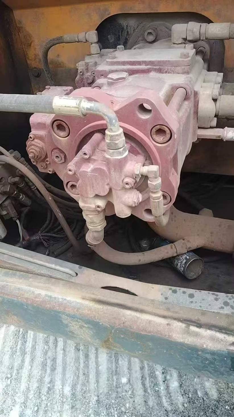 Used Hyundai HX75 Excavator 2014 Model / 3