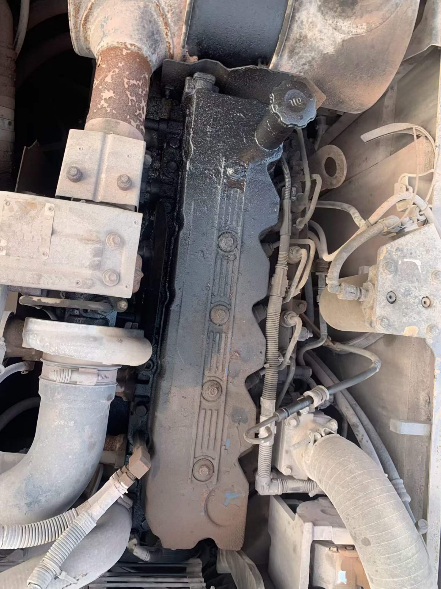 Used Komatsu PC220-8 Excavator 2020 Model / 2