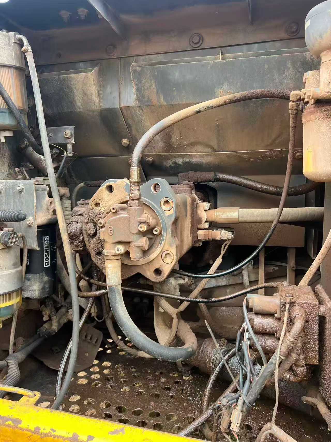 Used Sumitomo SH240-3 Excavator 2012 Model / 3