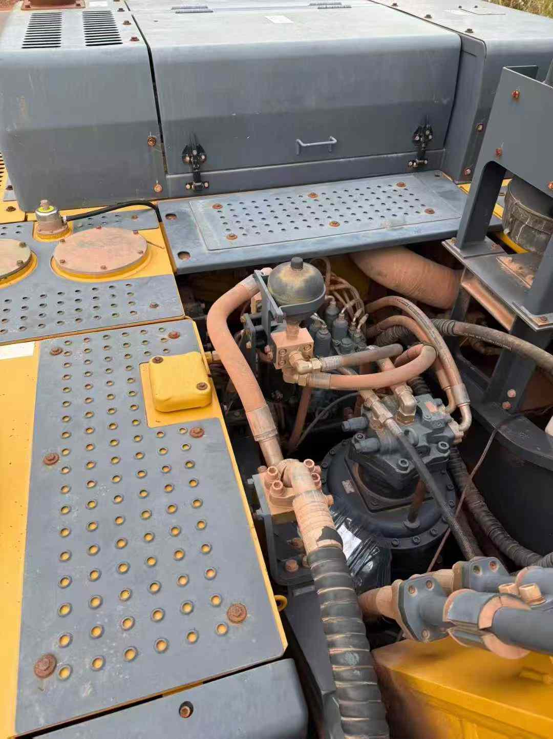 Used XCMG LW550KV Excavator 2020 Model / 3