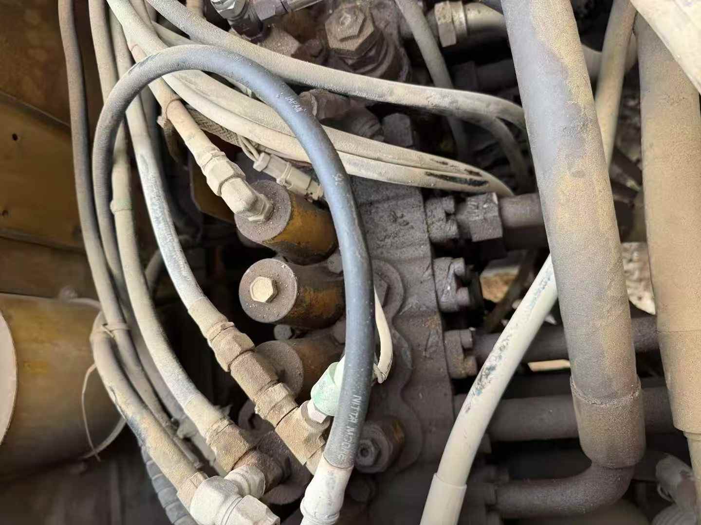 Used Caterpillar 320CU Excavator 2016 Model / 7