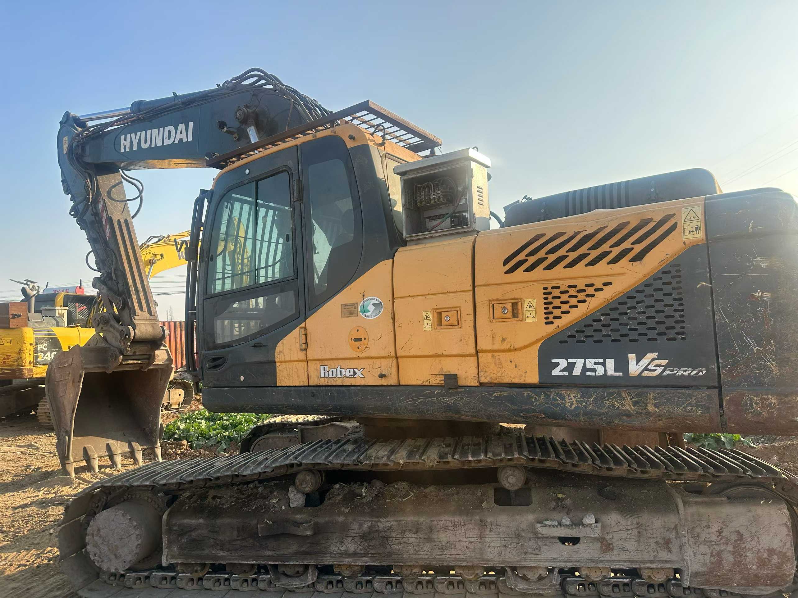 Used Hyundai HX75 Excavator 2021 Model / 3