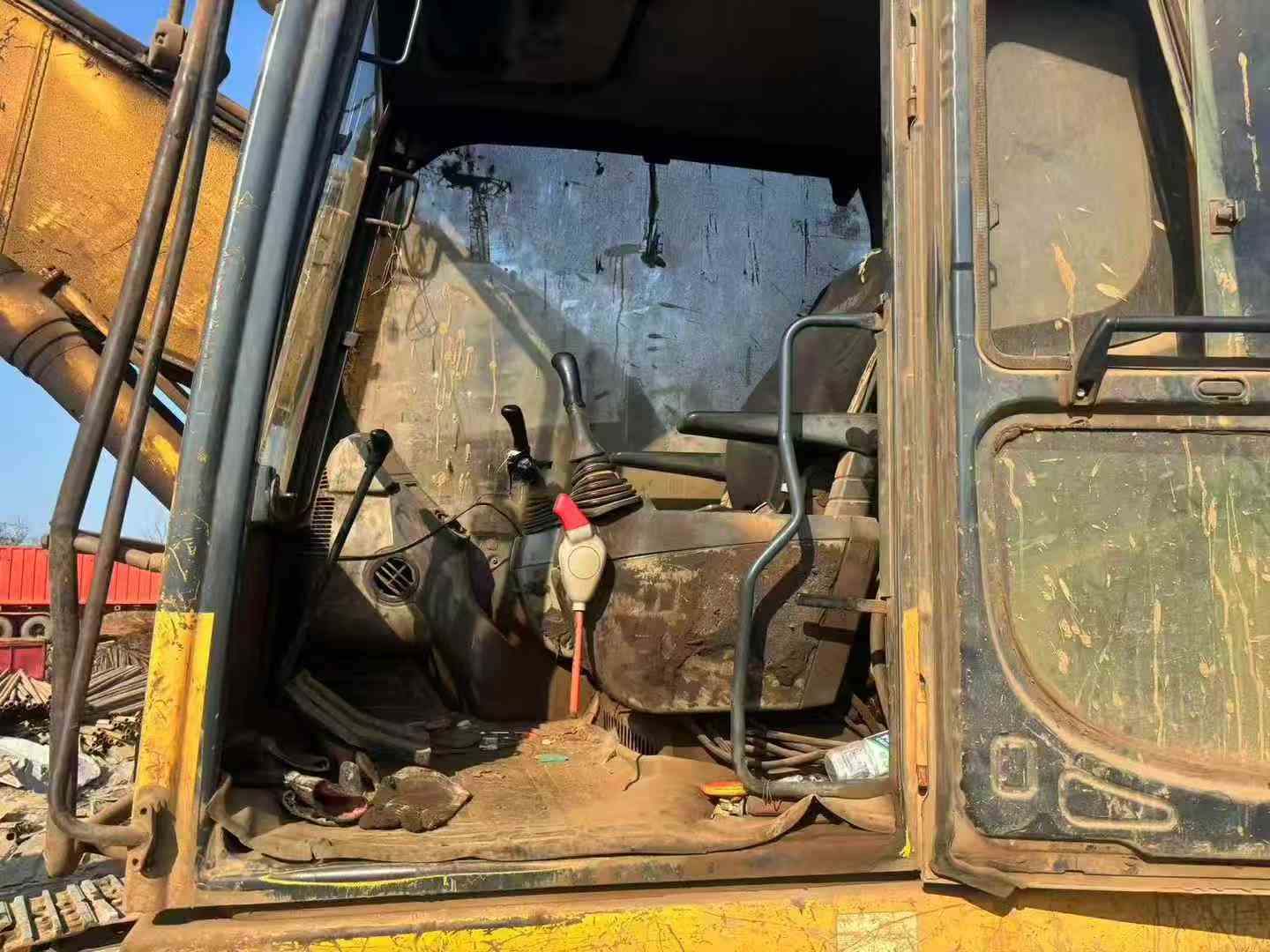 Used Komatsu PC200-8 Excavator 2018 Model / 2