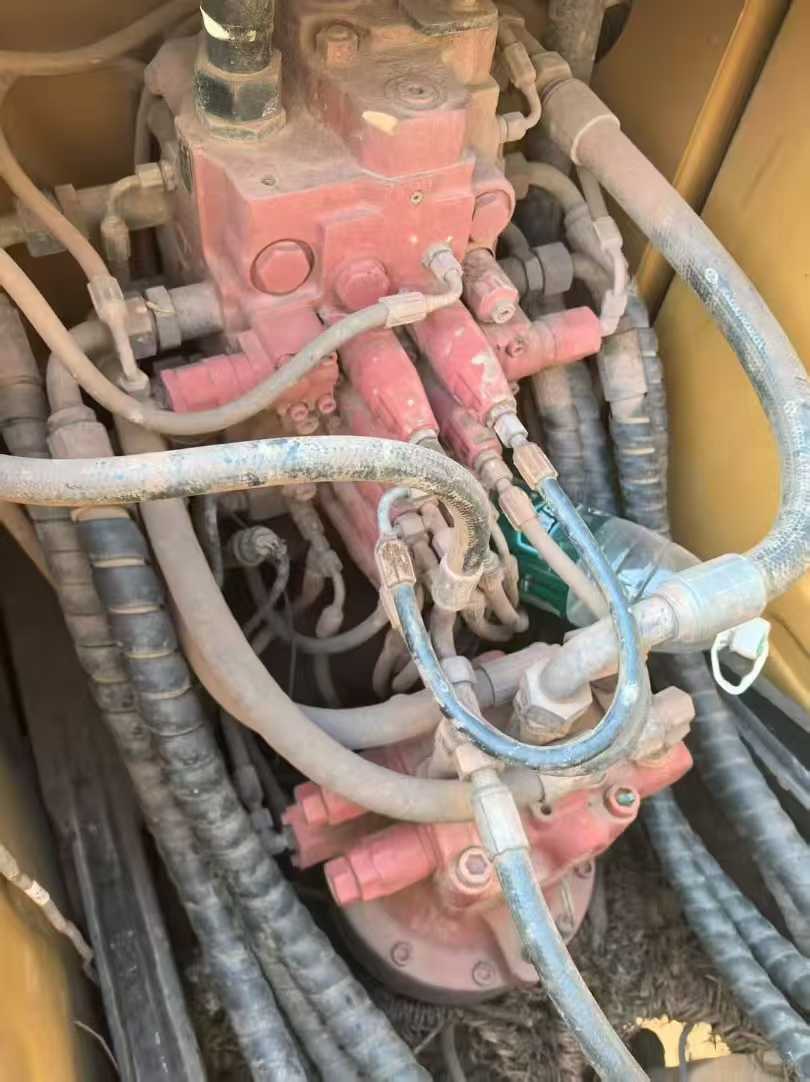 Used Caterpillar CT60 Excavator 2018 Model / 7