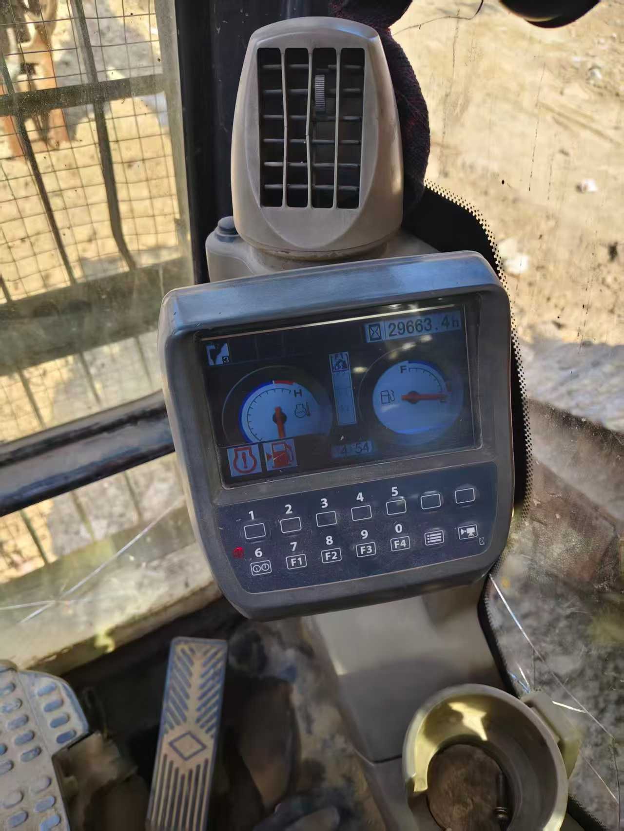 Used Hitachi ZX70 Excavator 2016 Model / 4