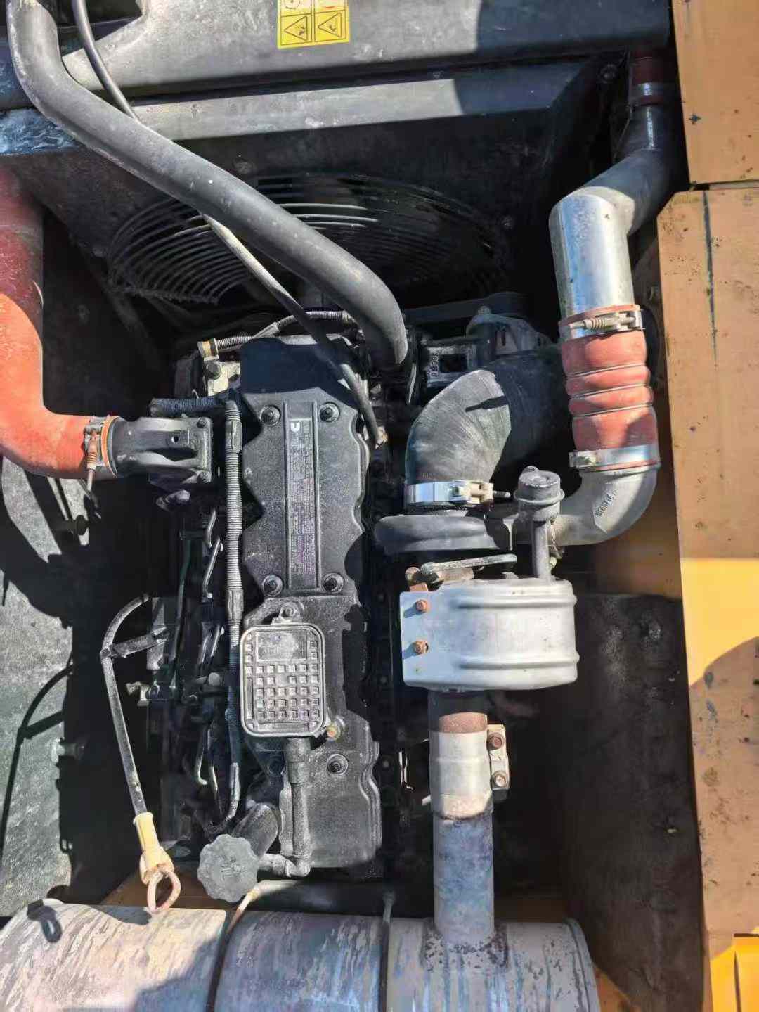 Used Hyundai R215VS Excavator 2022 Model / 3