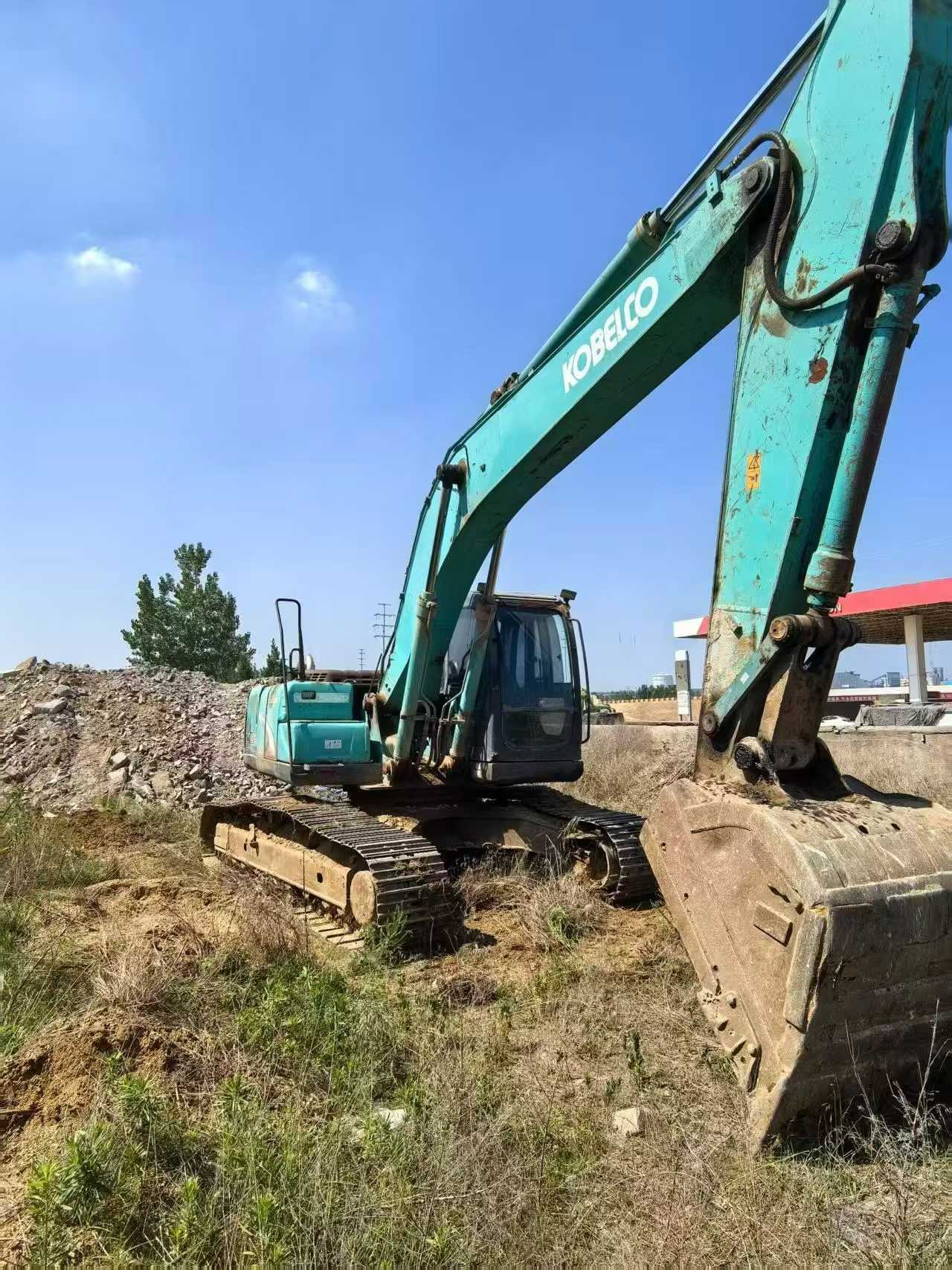 Used Kobelco SK210 Excavator 2016 Model / 3